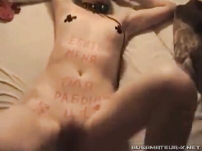 Муж связал шаловливую жену и жестко оттарабанил хуем и игрушками